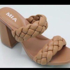 Mia shoes